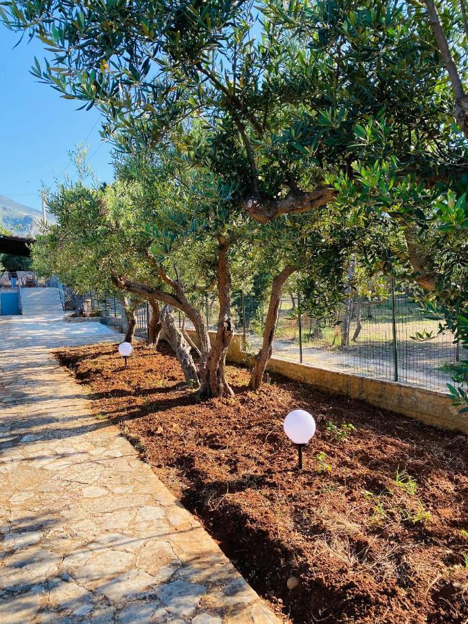 Villa L'Orizzonte Di Calabianca كاستيلاّماري ديل غو المظهر الخارجي الصورة