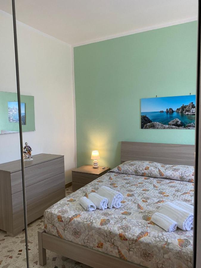 Villa L'Orizzonte Di Calabianca كاستيلاّماري ديل غو المظهر الخارجي الصورة