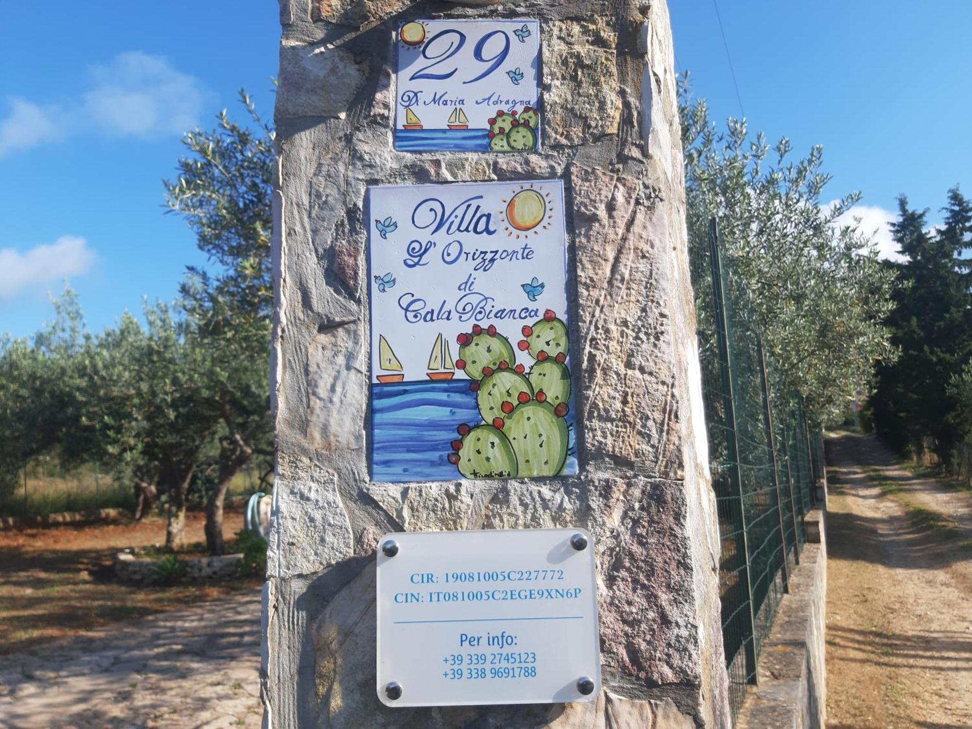 Villa L'Orizzonte Di Calabianca كاستيلاّماري ديل غو المظهر الخارجي الصورة